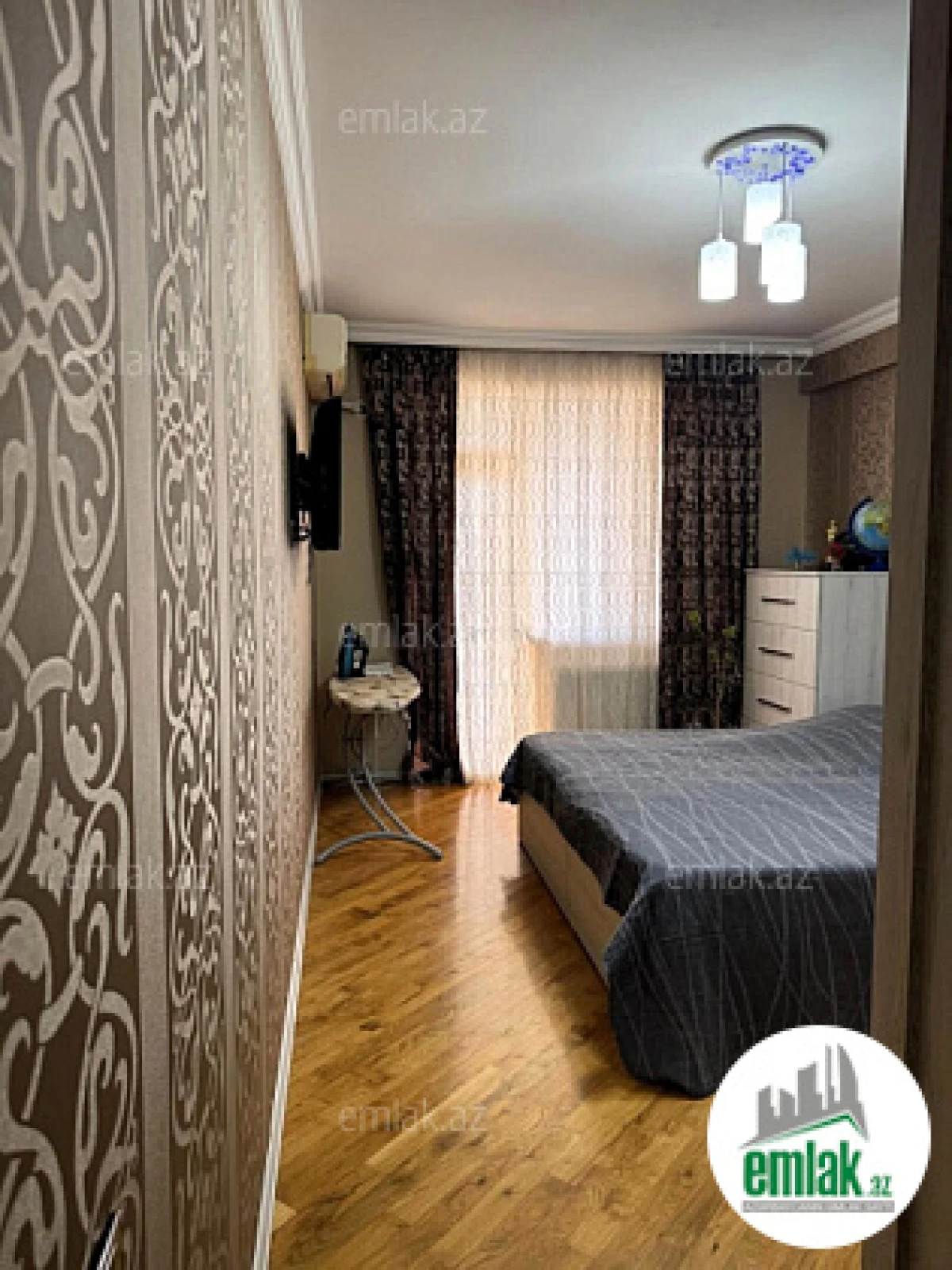 Satılır 3 otaqlı yeni tikili 127 m²