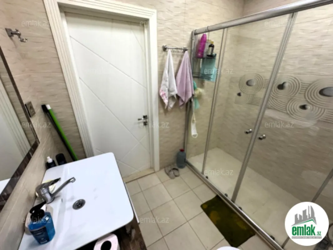 Satılır 3 otaqlı yeni tikili 127 m²