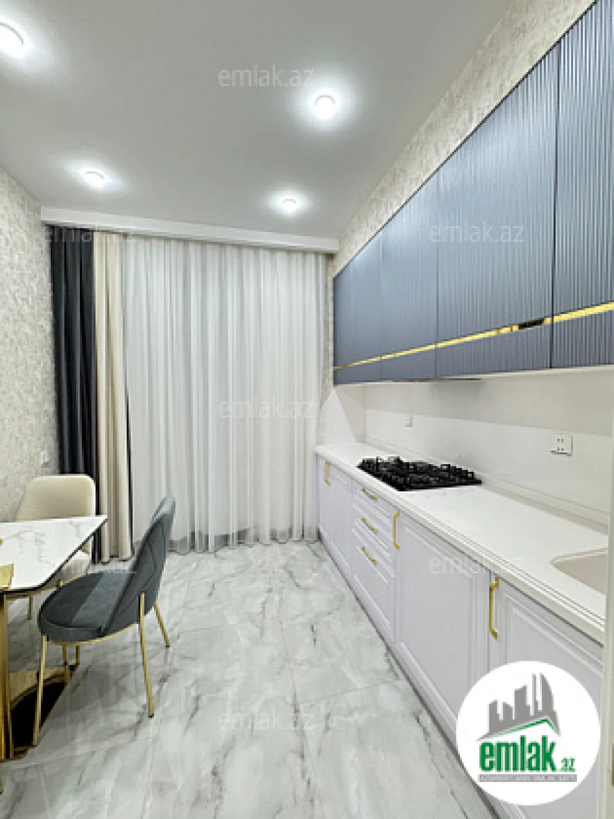 Satılır 3 otaqlı yeni tikili 83 m²