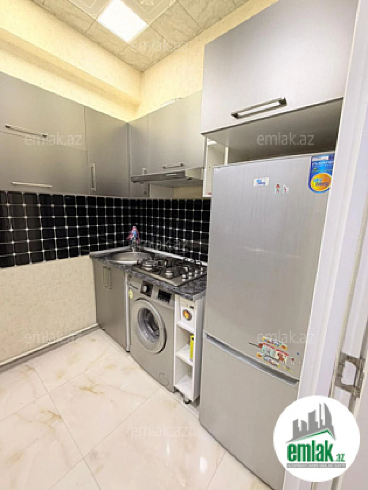 Satılır 2 otaqlı yeni tikili 63 m²