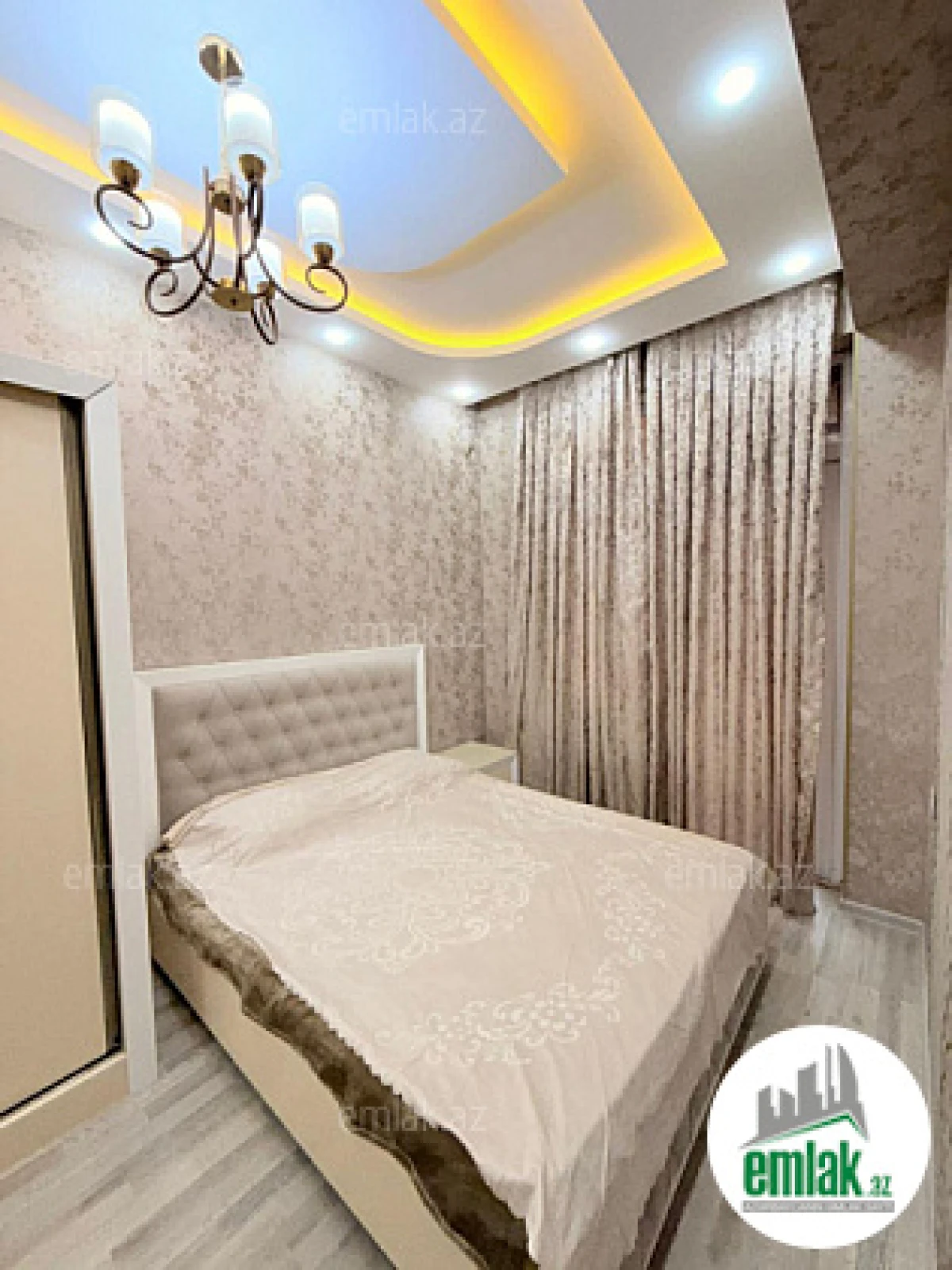 Satılır 2 otaqlı yeni tikili 63 m²