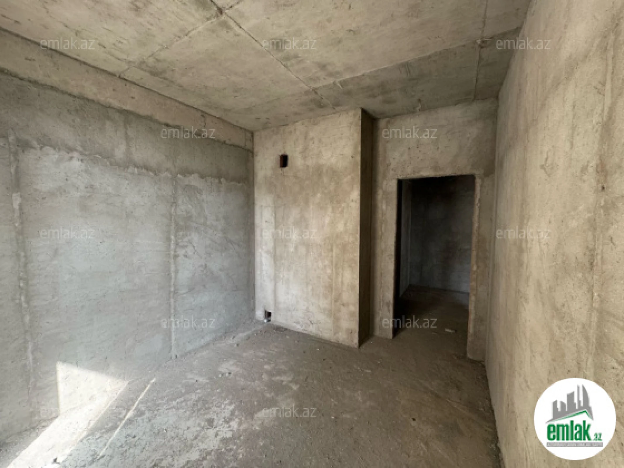 Satılır 3 otaqlı yeni tikili 118.7 m²