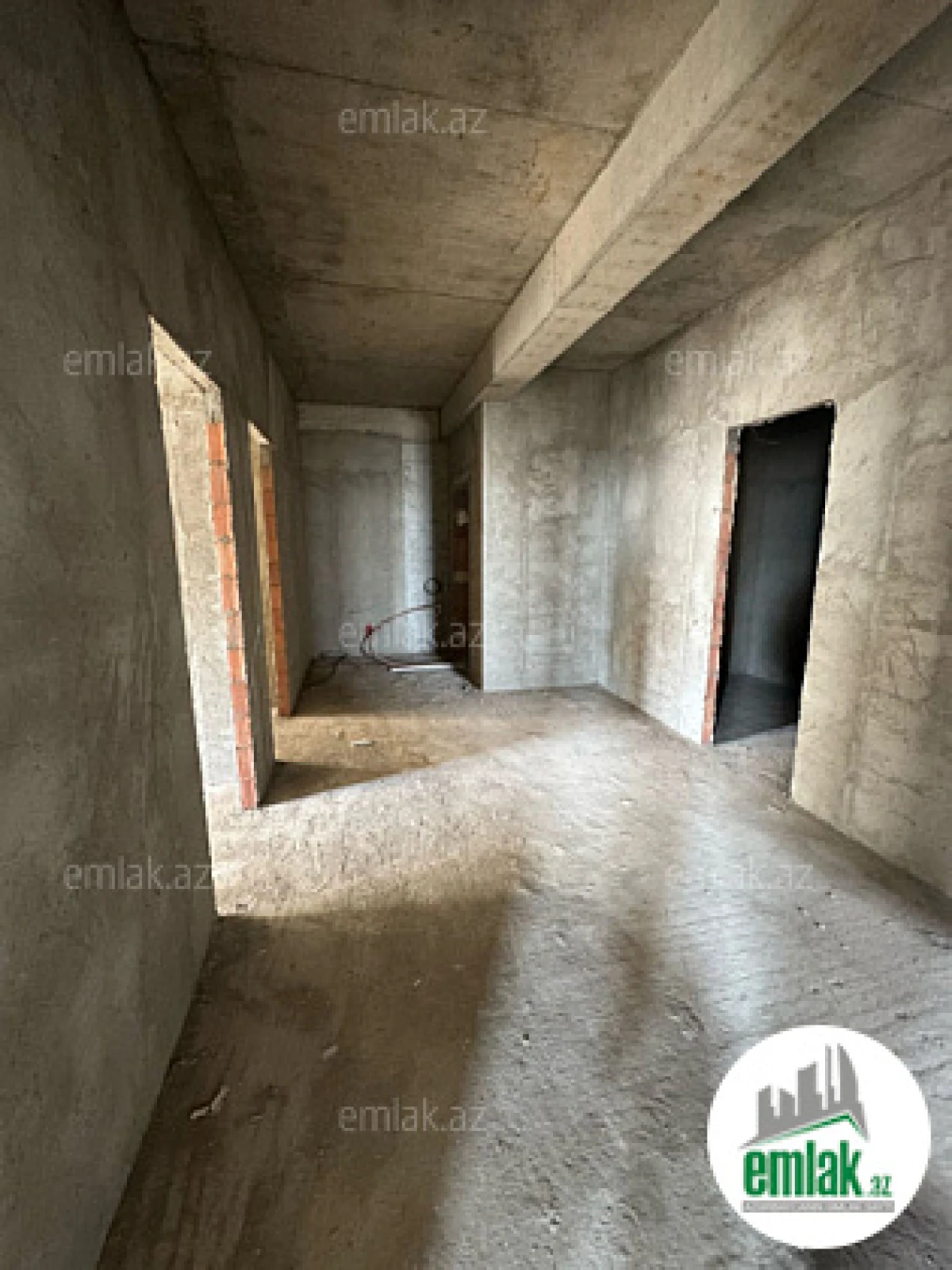 Satılır 3 otaqlı yeni tikili 118.7 m²