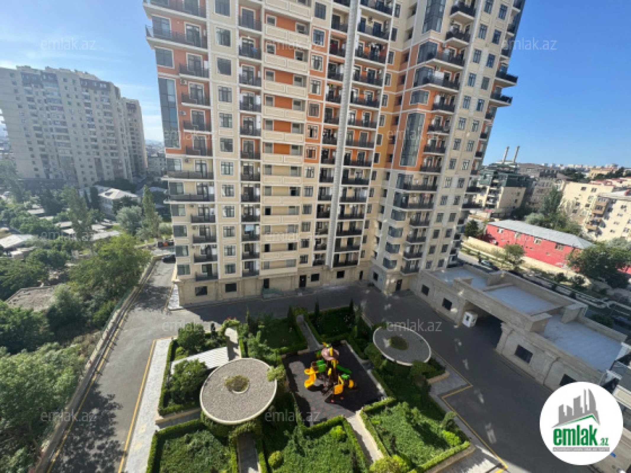 Satılır 3 otaqlı yeni tikili 118.7 m²
