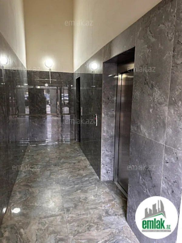 Satılır 3 otaqlı yeni tikili 95 m²