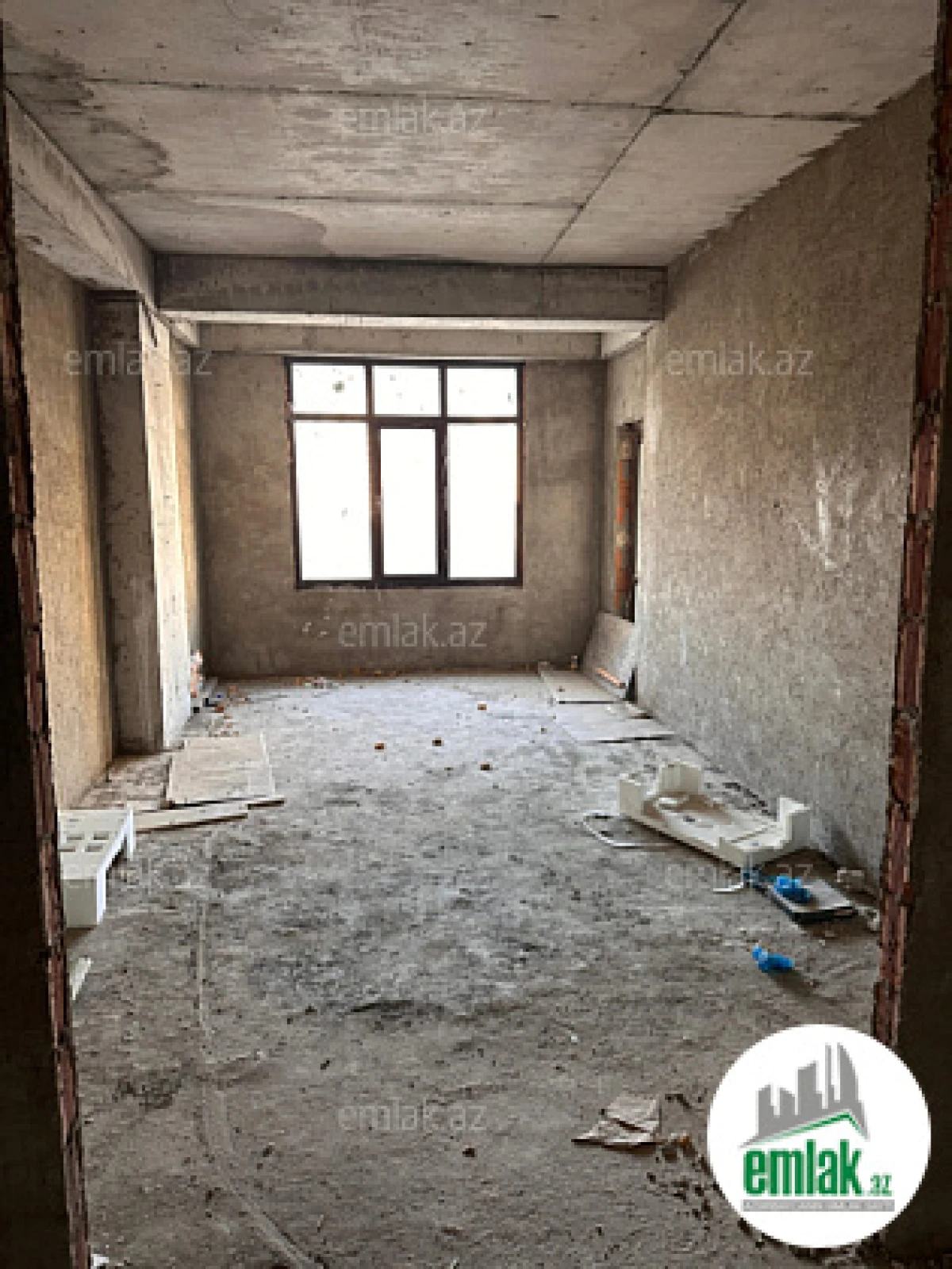 Satılır 3 otaqlı yeni tikili 95 m²