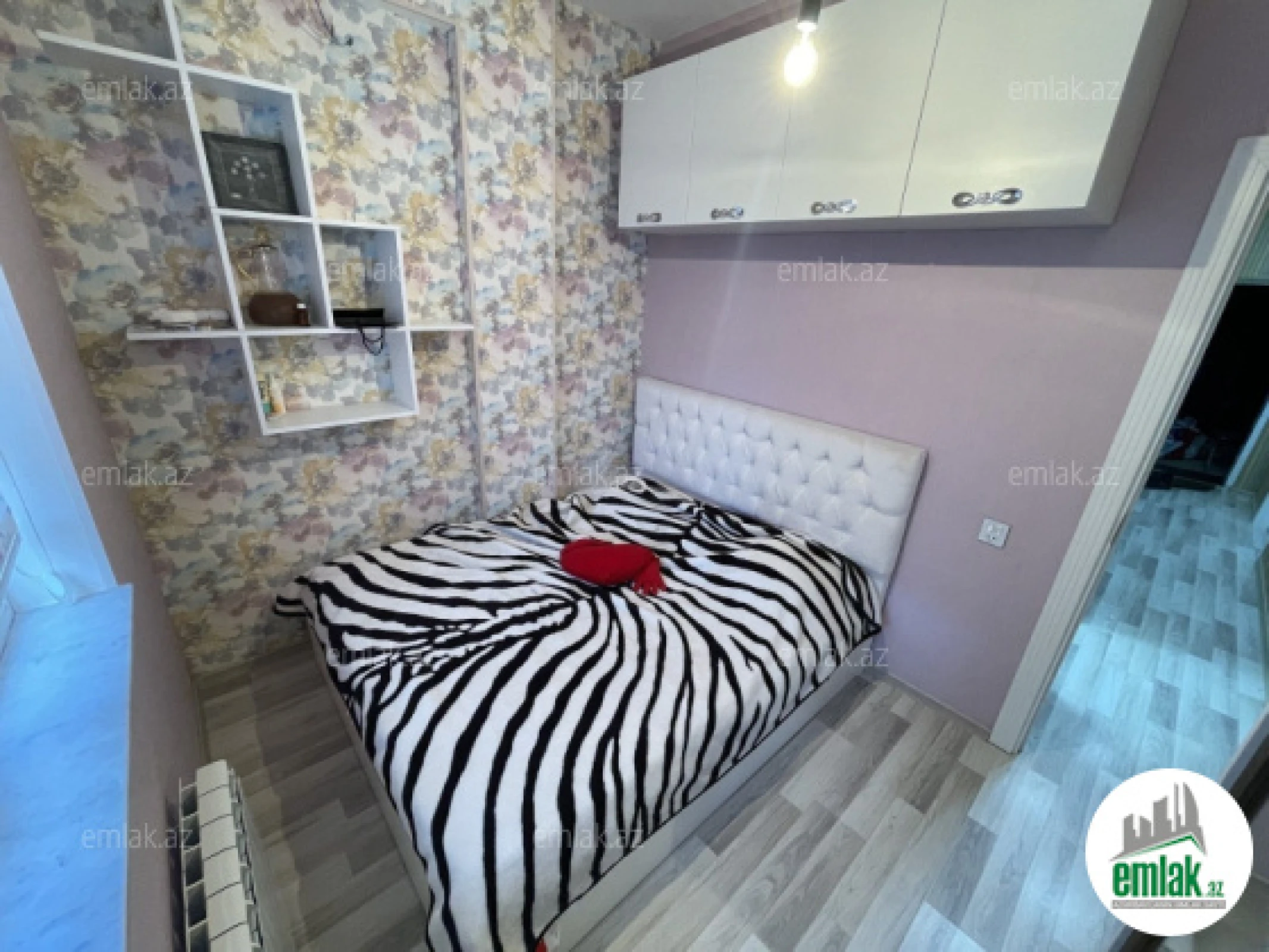 Satılır 2 otaqlı yeni tikili 55 m²