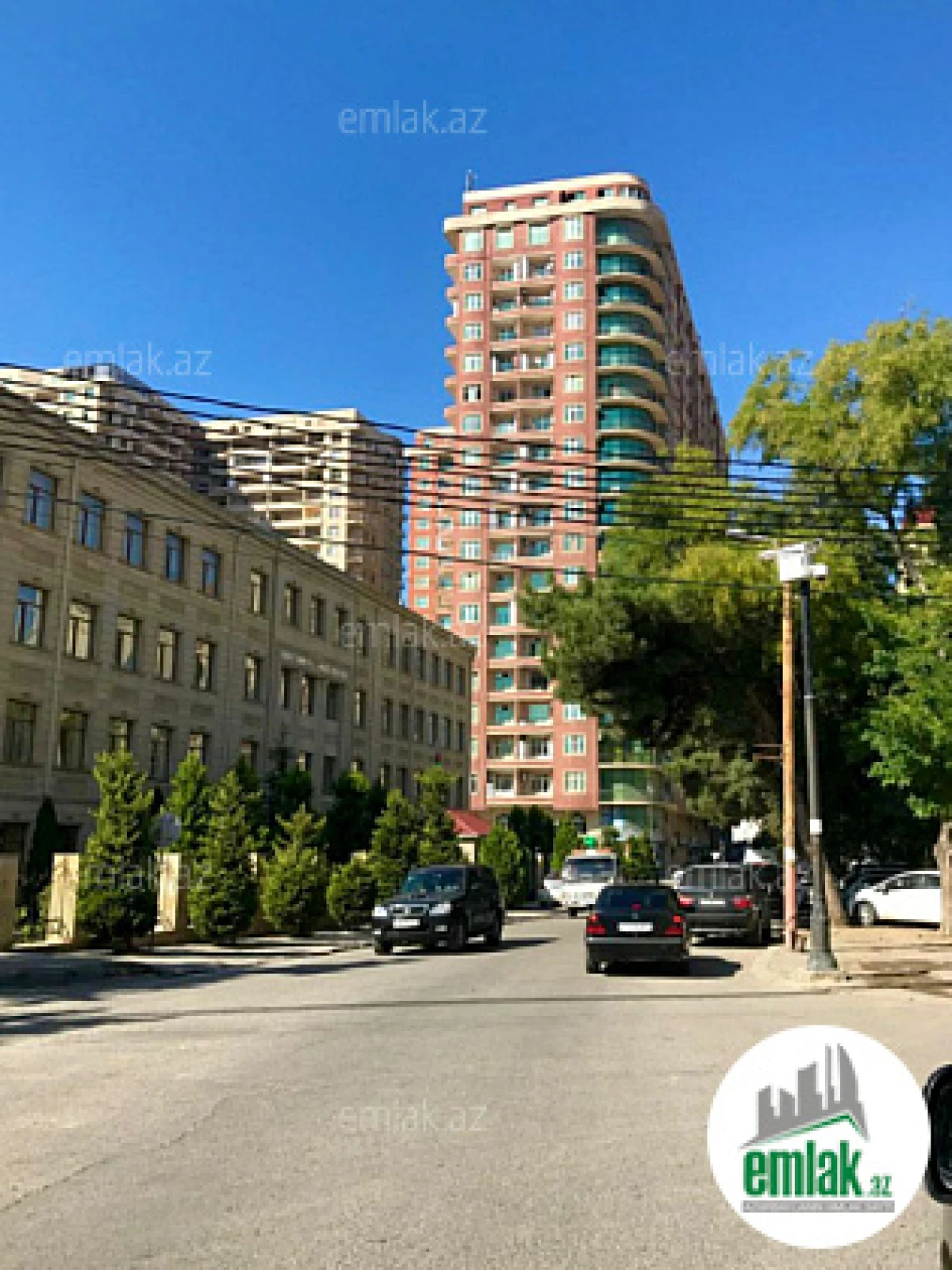 Satılır 3 otaqlı yeni tikili 120 m²