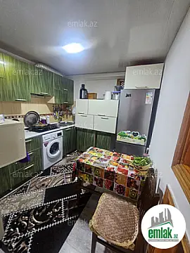 Satılır 1 otaqlı köhnə tikili 60 m²