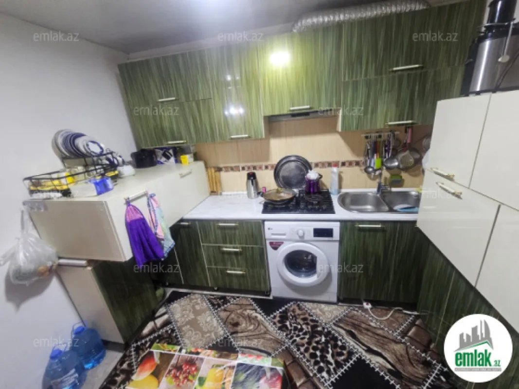 Satılır 1 otaqlı köhnə tikili 60 m²