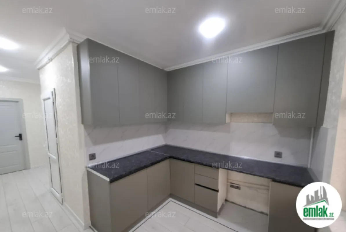 Satılır 2 otaqlı köhnə tikili 50 m²