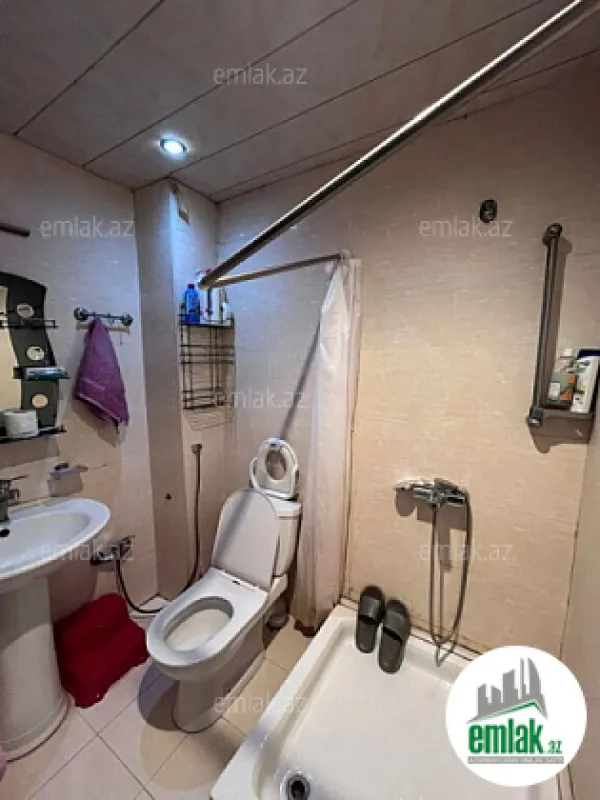 Satılır 2 otaqlı yeni tikili 78 m²