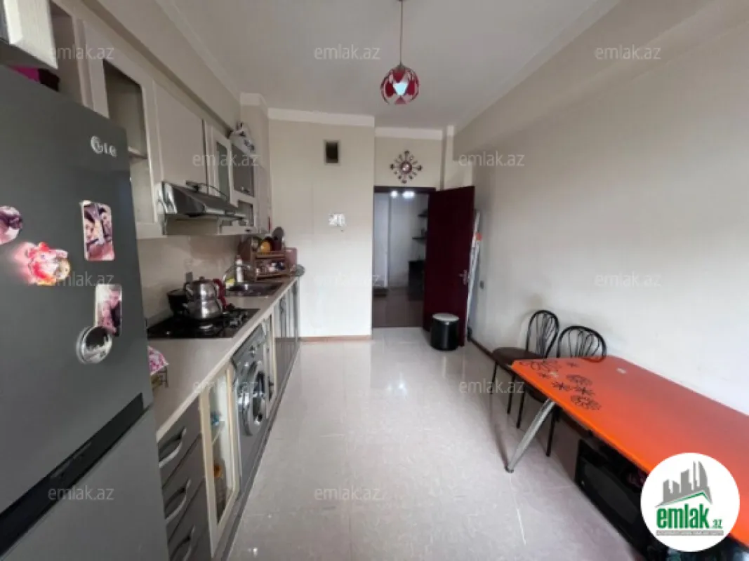 Satılır 2 otaqlı yeni tikili 78 m²