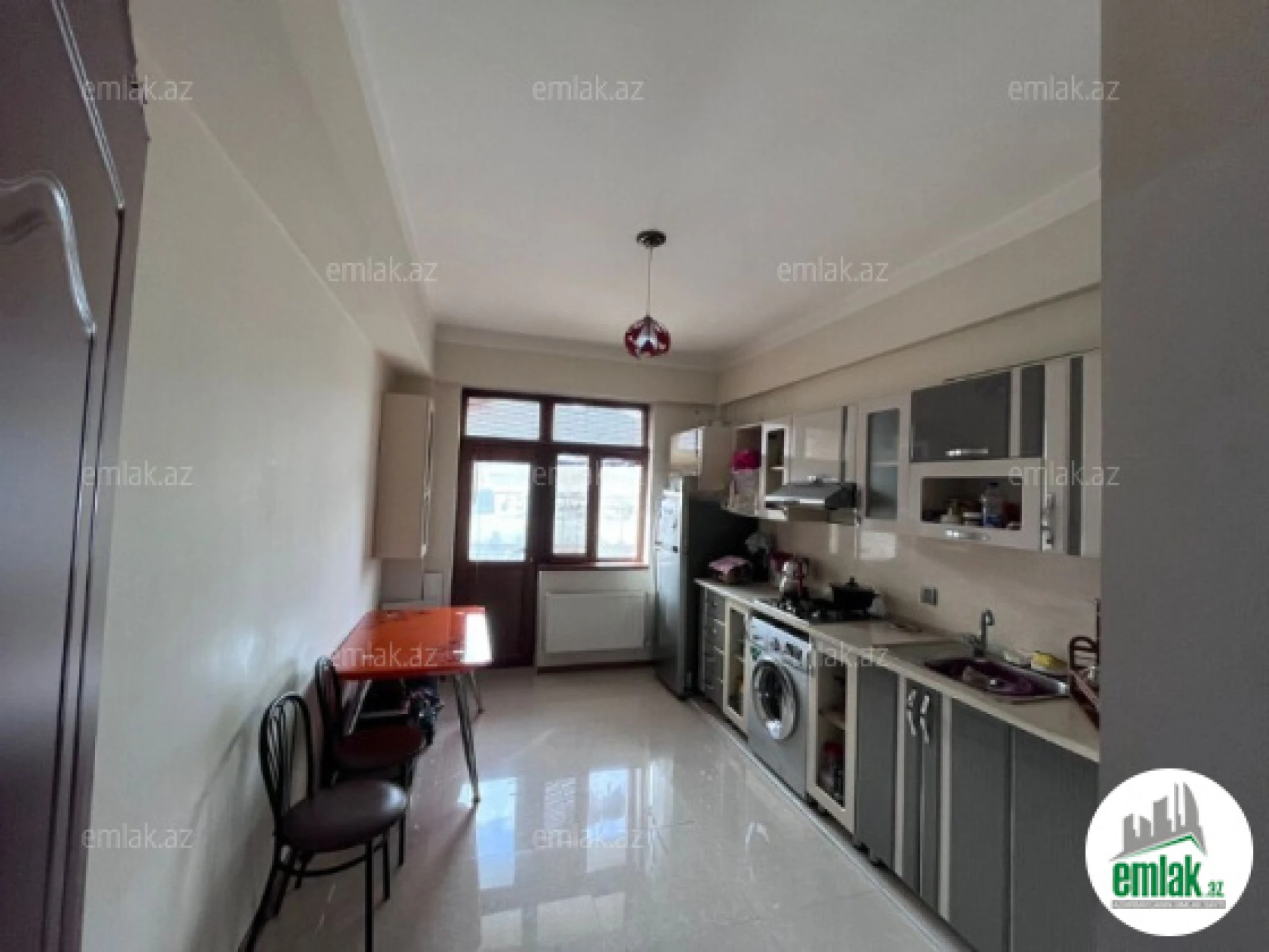 Satılır 2 otaqlı yeni tikili 78 m²