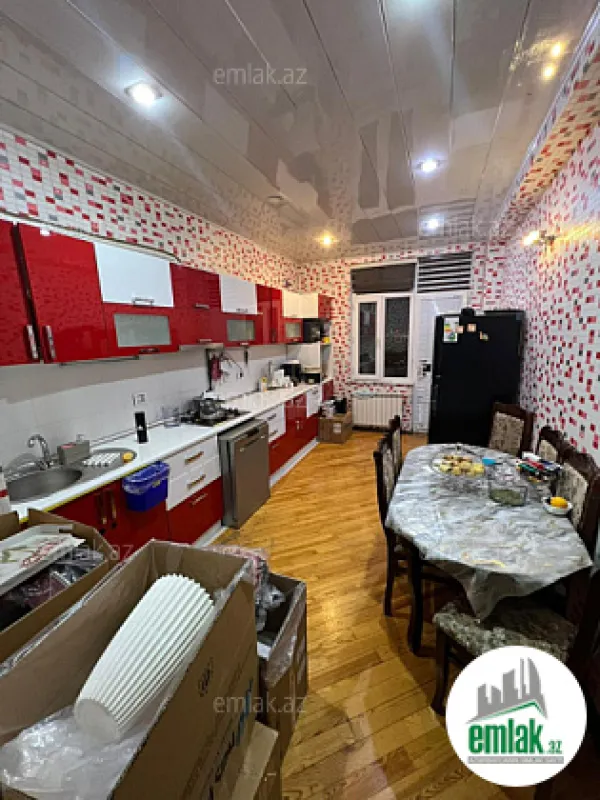 Satılır 3 otaqlı yeni tikili 120 m²