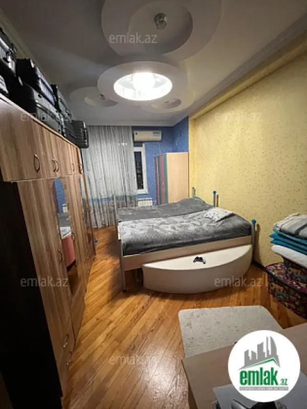Satılır 3 otaqlı yeni tikili 120 m²