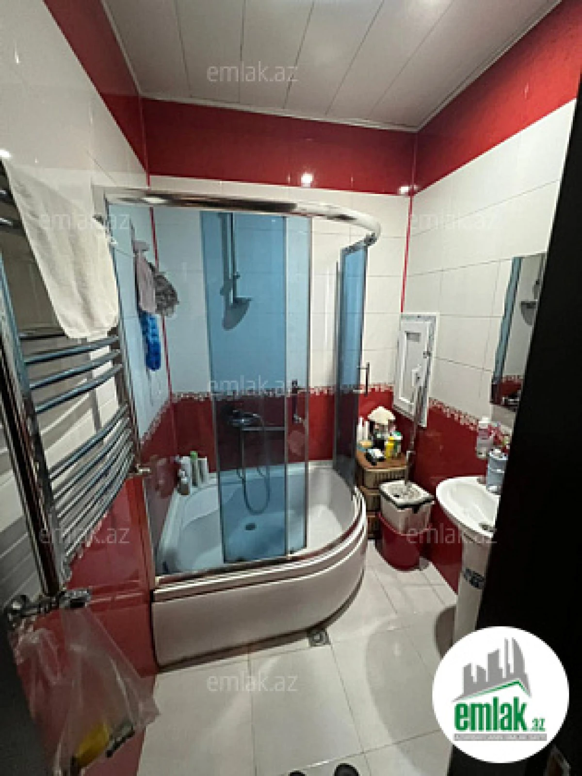 Satılır 3 otaqlı yeni tikili 120 m²