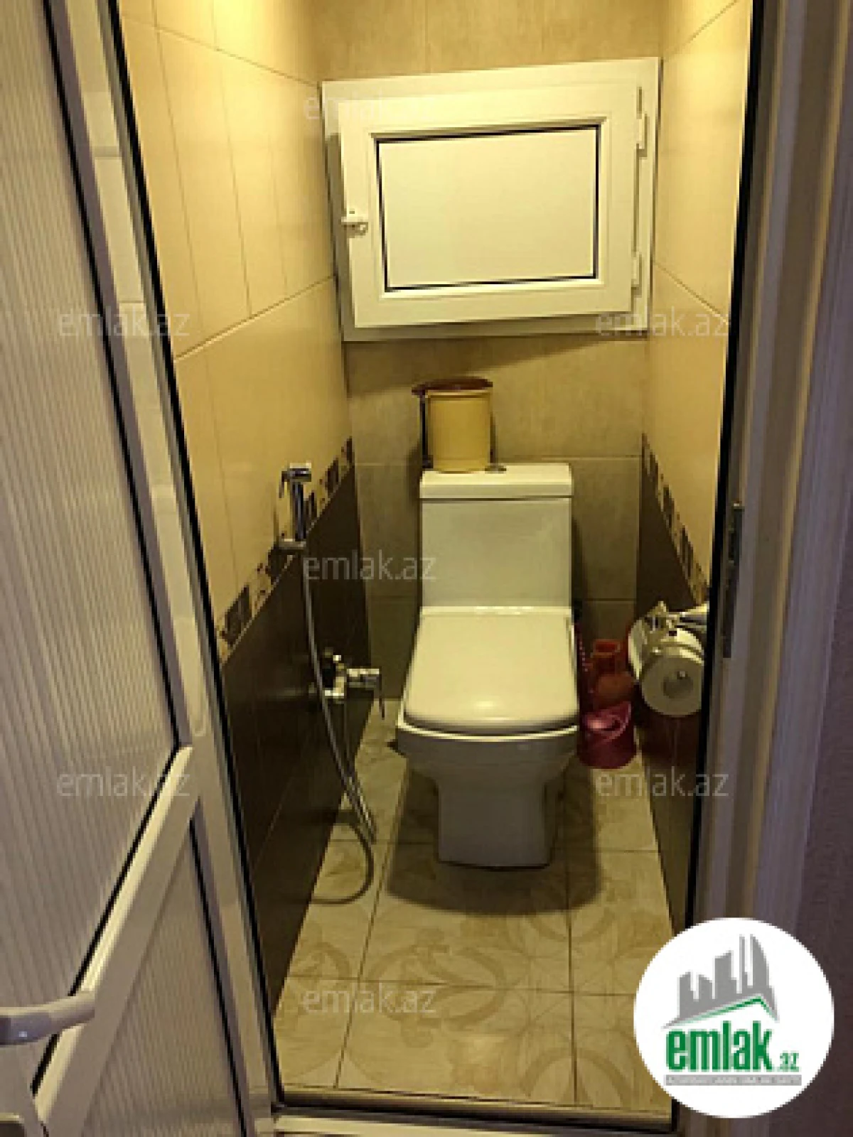 Satılır 2 otaqlı köhnə tikili 60 m²