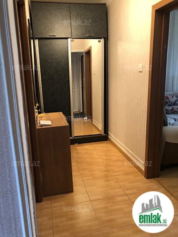 Satılır 2 otaqlı köhnə tikili 60 m²