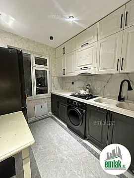 Satılır 4 otaqlı köhnə tikili 90 m²