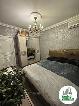 Satılır 4 otaqlı köhnə tikili 90 m²