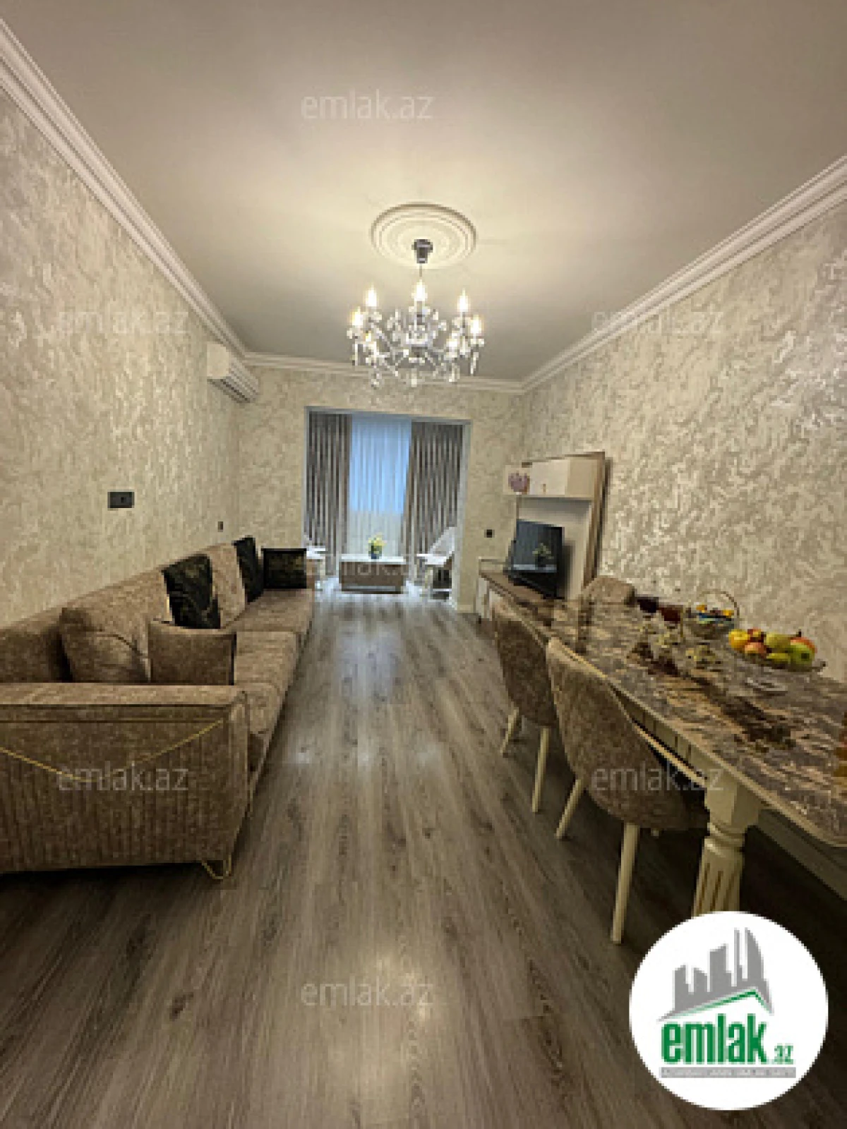 Satılır 4 otaqlı köhnə tikili 90 m²