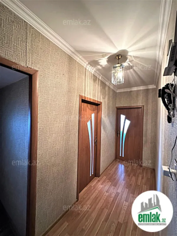 Satılır 2 otaqlı köhnə tikili 50 m²