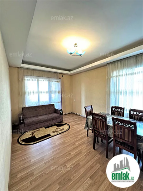 Satılır 2 otaqlı köhnə tikili 50 m²