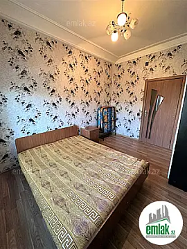 Satılır 2 otaqlı köhnə tikili 50 m²