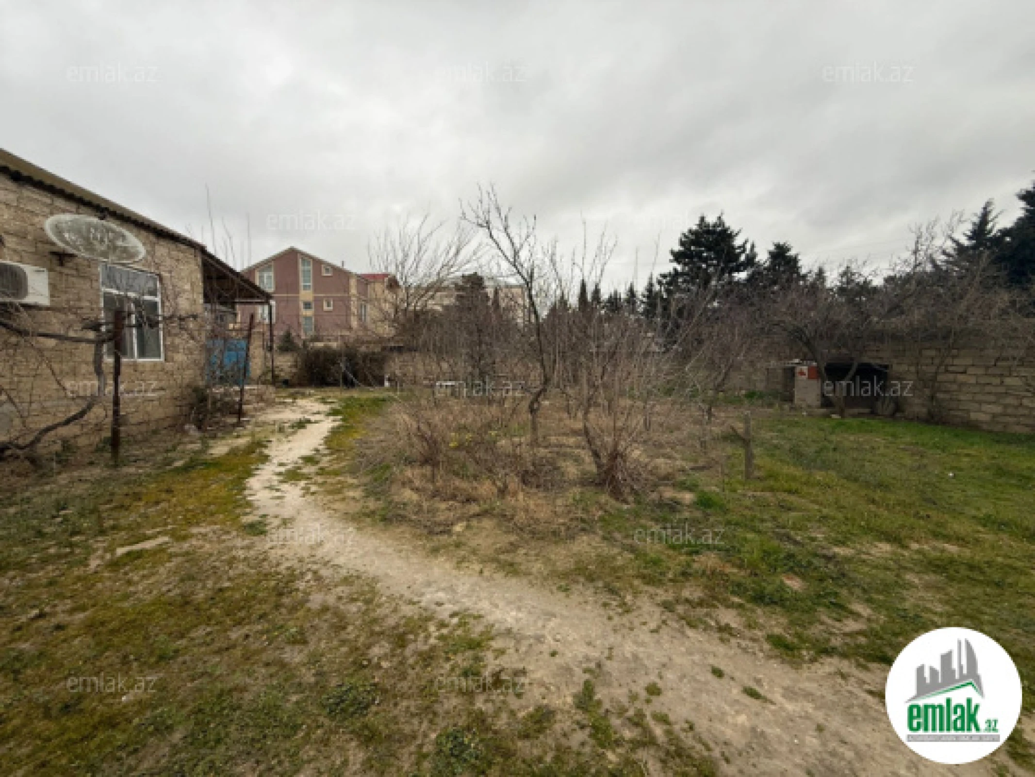 Satılır torpaq sahəsi 10 m²