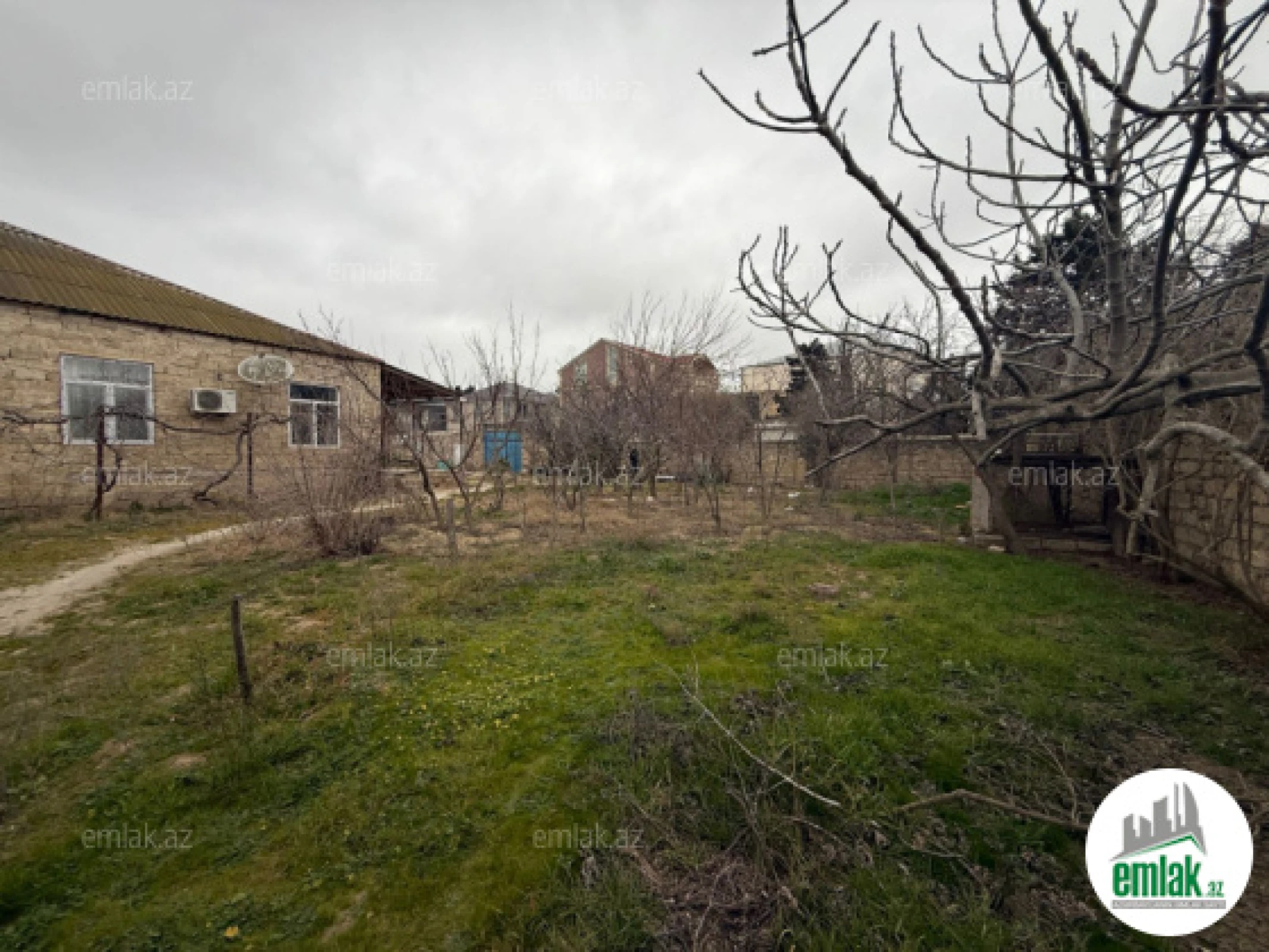 Satılır torpaq sahəsi 10 m²