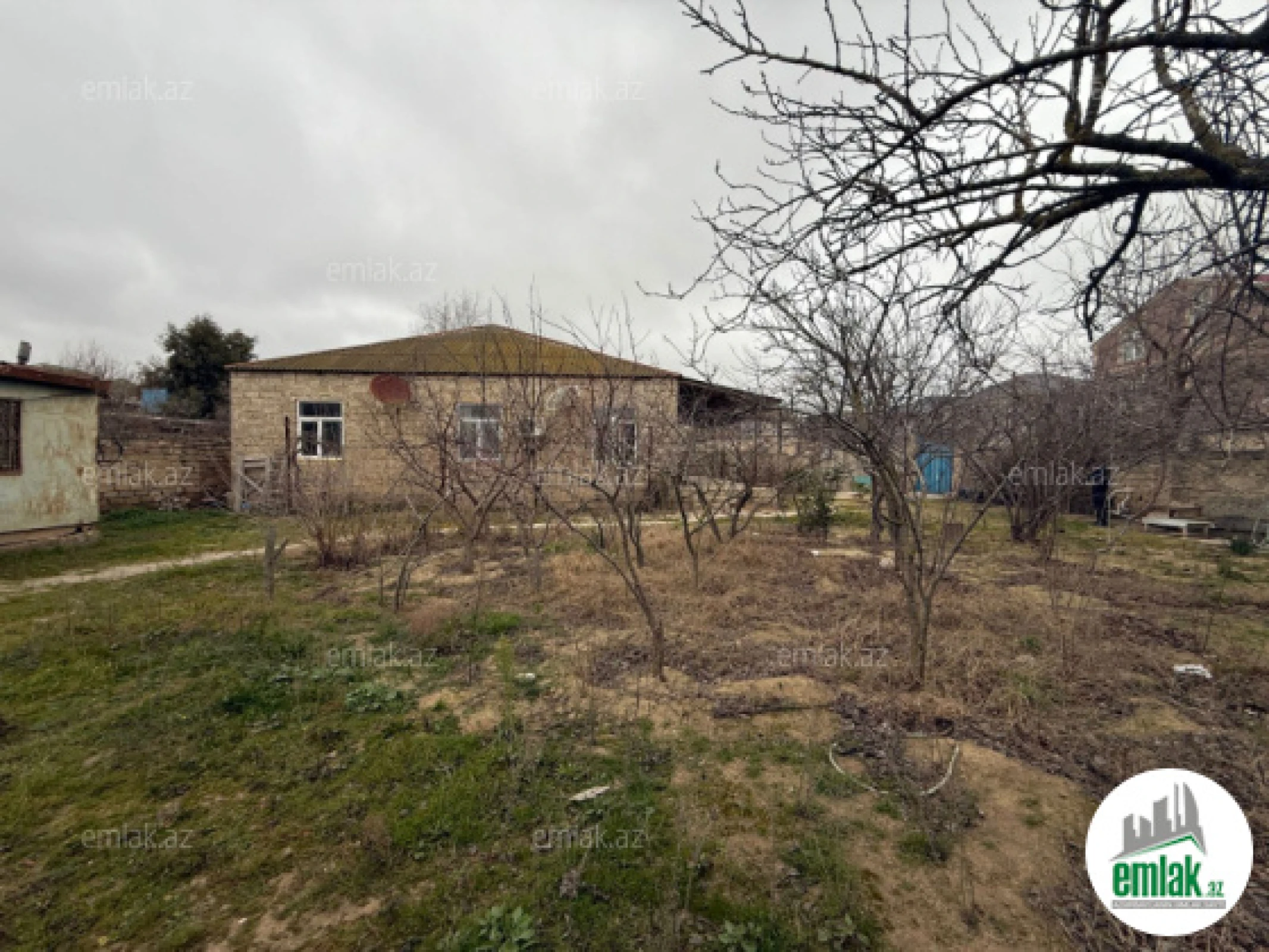 Satılır torpaq sahəsi 10 m²