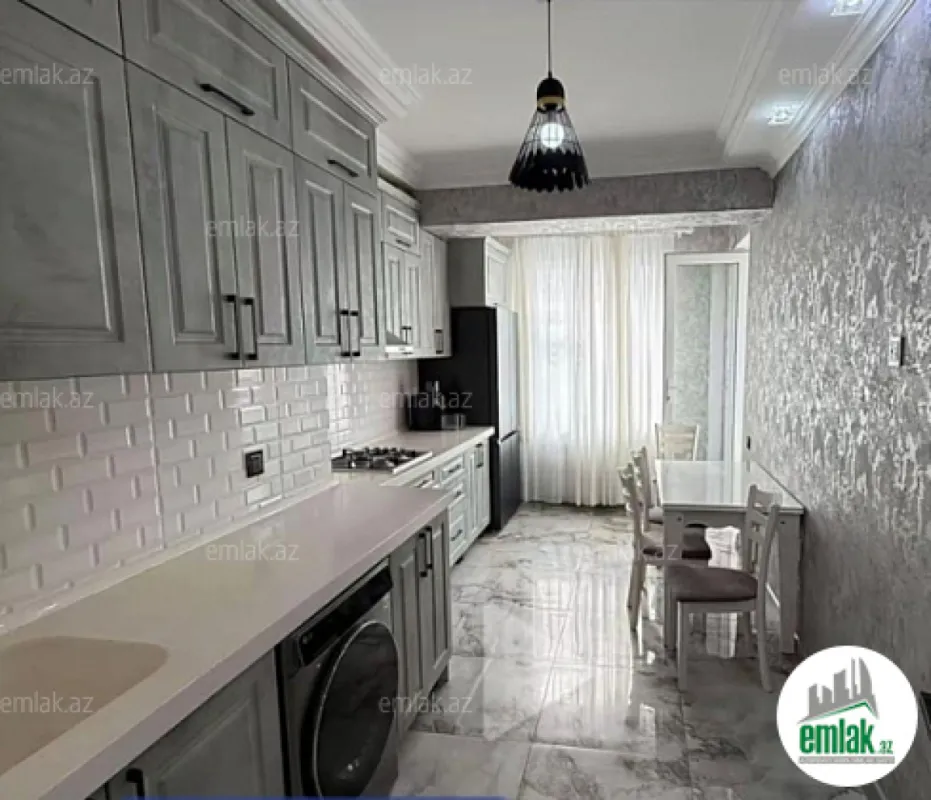 Satılır 3 otaqlı yeni tikili 128 m²