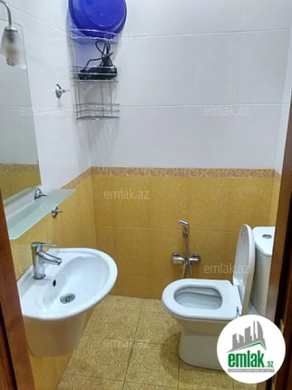 Satılır 4 otaqlı yeni tikili 135 m²