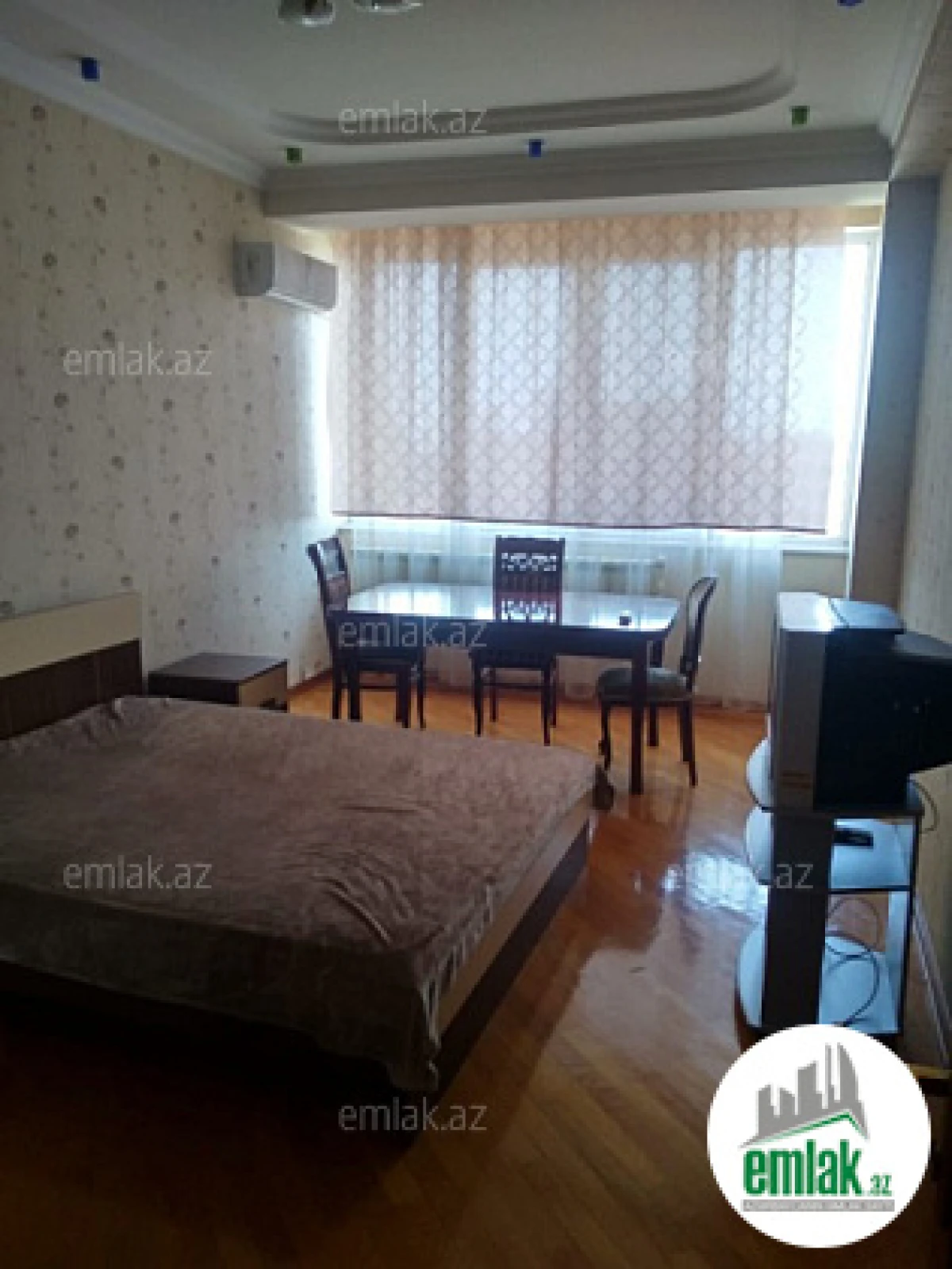 Satılır 4 otaqlı yeni tikili 135 m²