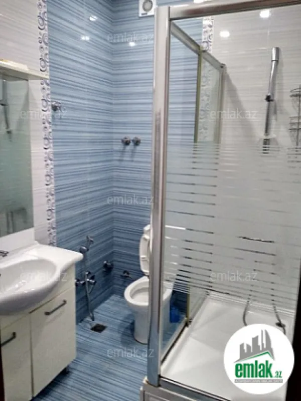 Satılır 4 otaqlı yeni tikili 135 m²