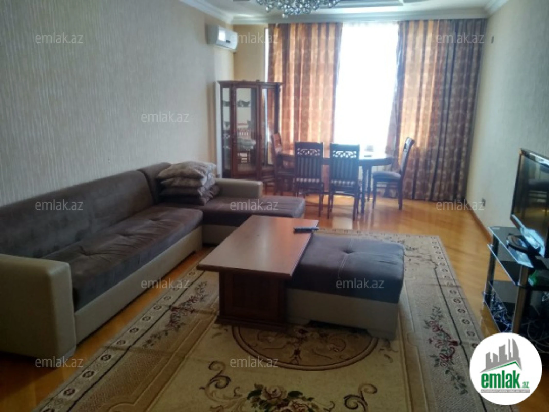 Satılır 4 otaqlı yeni tikili 135 m²