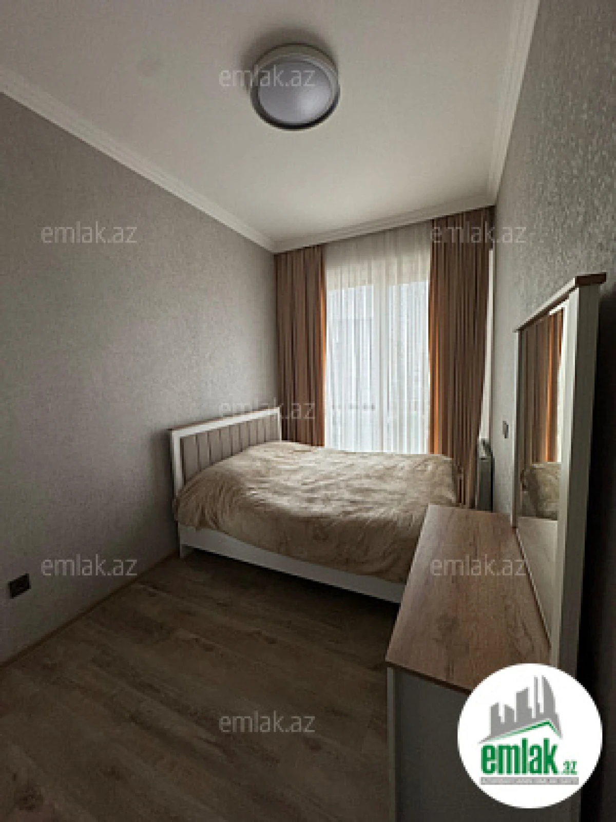 Satılır 2 otaqlı yeni tikili 55 m²