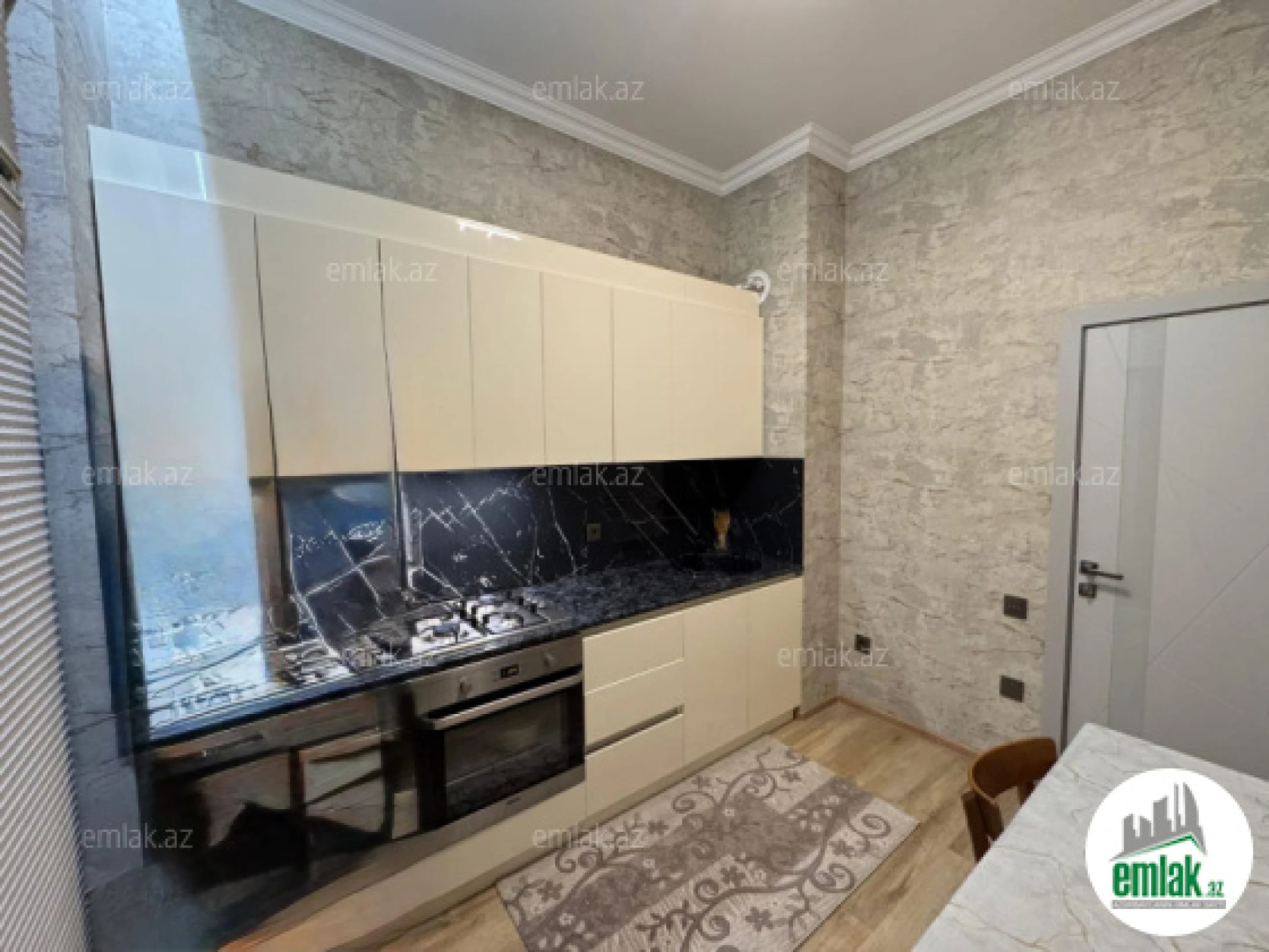 Satılır 2 otaqlı yeni tikili 55 m²