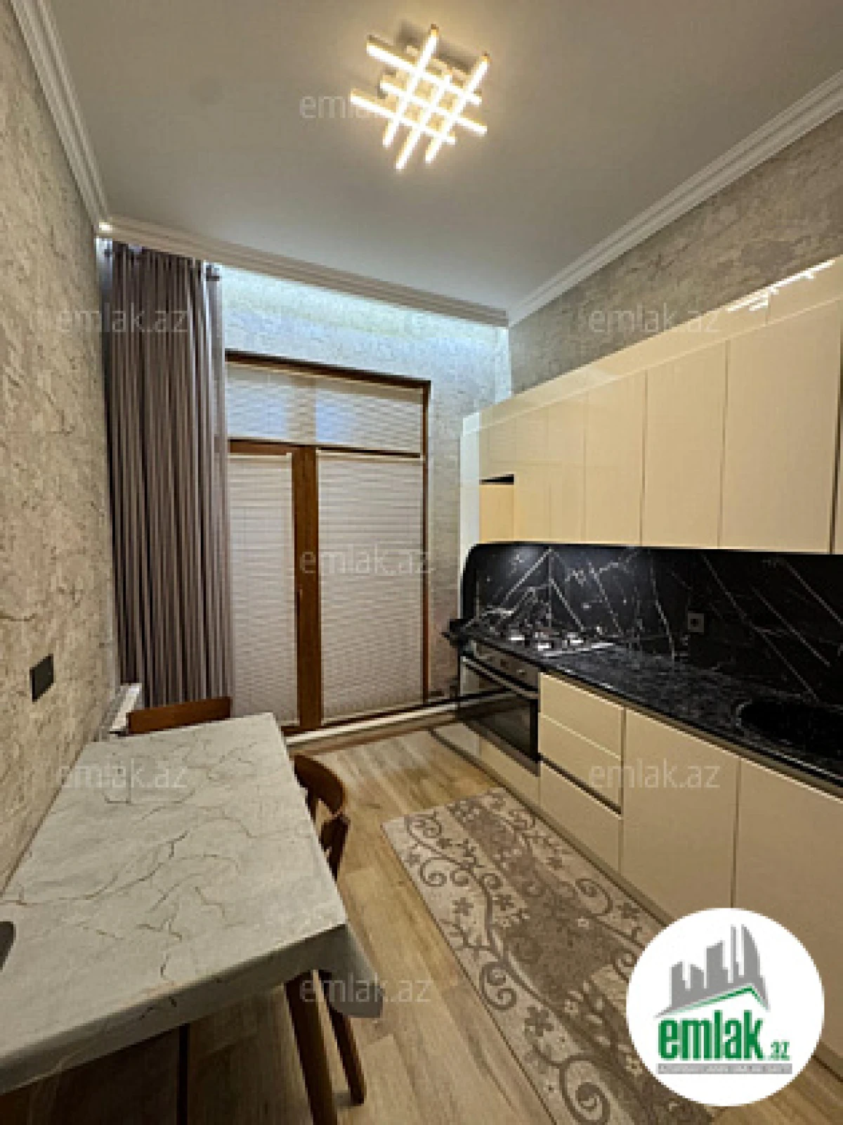 Satılır 2 otaqlı yeni tikili 55 m²