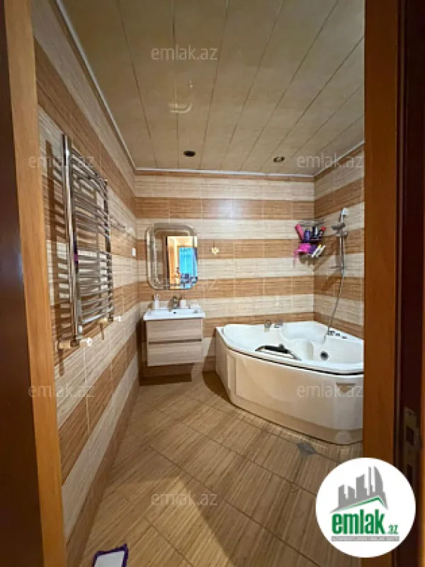 Satılır 2 otaqlı yeni tikili 88 m²