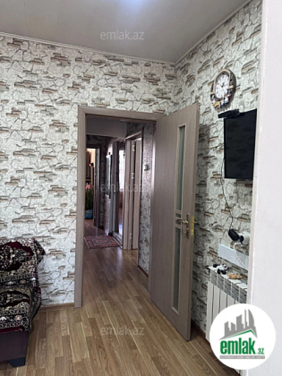 Satılır 2 otaqlı köhnə tikili 70 m²