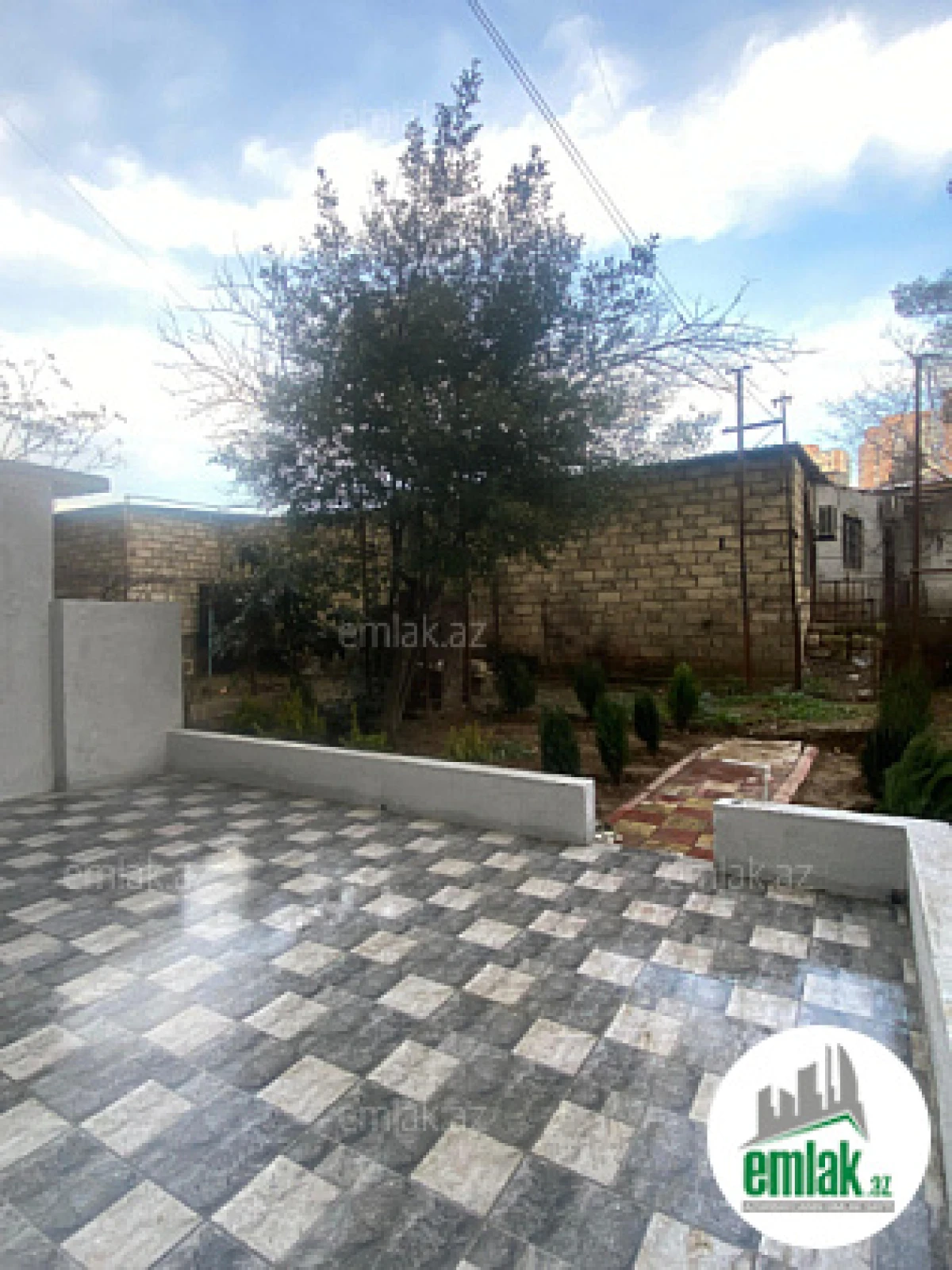 Satılır 3 otaqlı köhnə tikili 65 m²