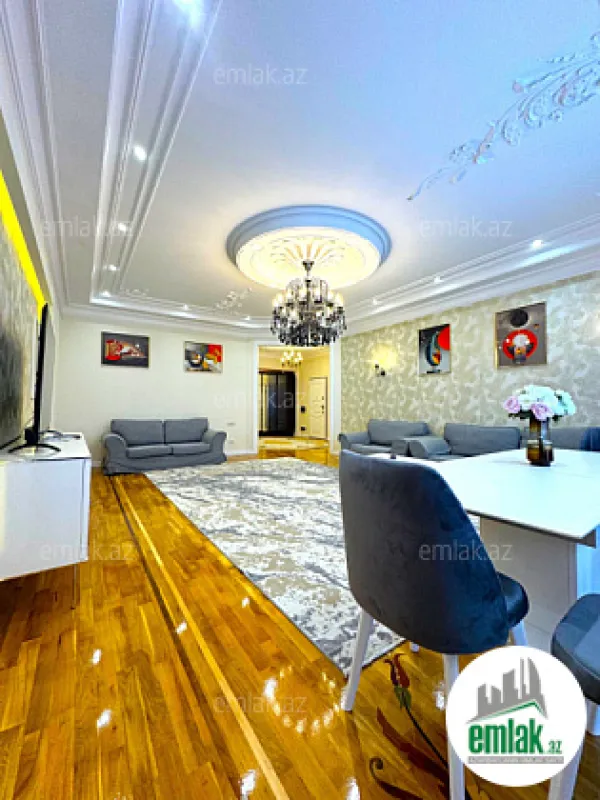 Satılır 4 otaqlı yeni tikili 225 m²