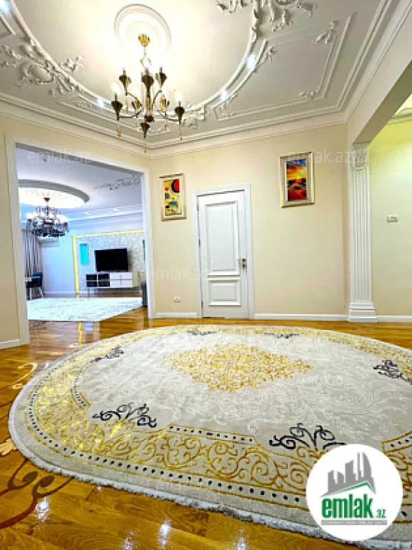 Satılır 4 otaqlı yeni tikili 225 m²