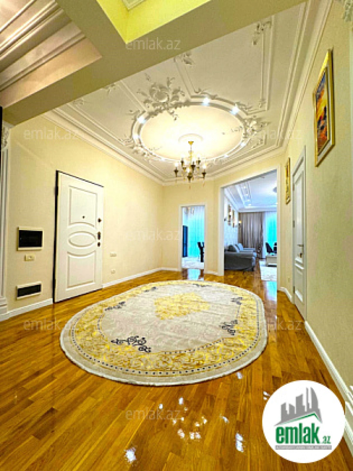 Satılır 4 otaqlı yeni tikili 225 m²