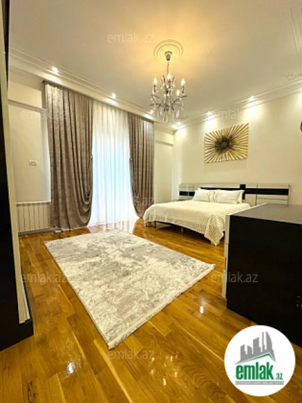 Satılır 4 otaqlı yeni tikili 225 m²