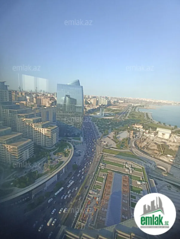 Satılır 3 otaqlı yeni tikili 140 m²