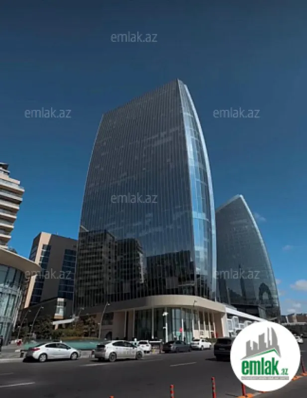 Satılır 3 otaqlı yeni tikili 140 m²