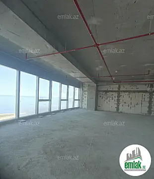 Satılır 3 otaqlı yeni tikili 140 m²